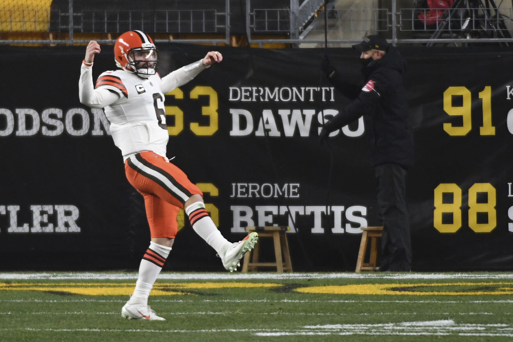 Browns Steelers Football
